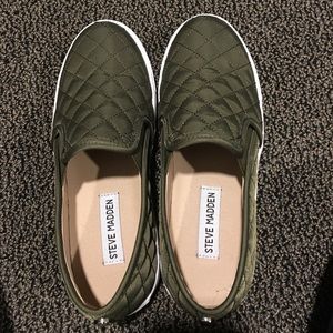 Steve madden sneakers